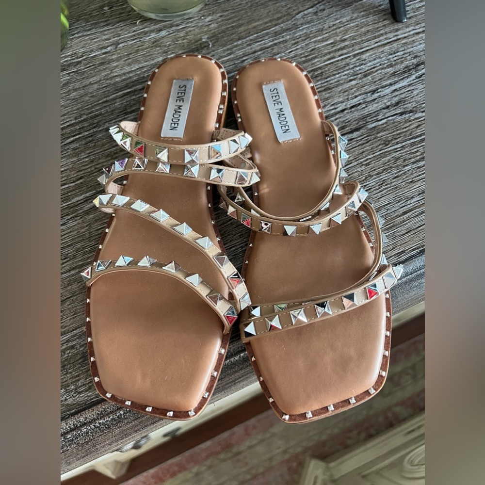 Studded Steve Madden Sandals. Size 9.